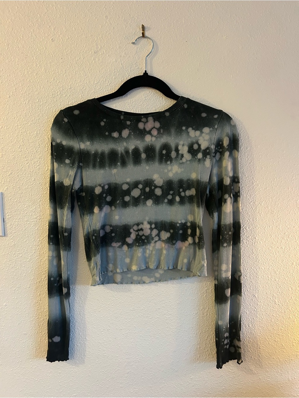 Wild Fable Tie-Dye Long Sleeve Crewneck Crop Top